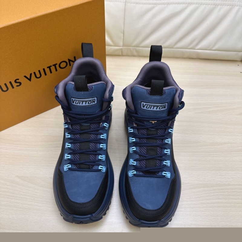 l**is V*t*n sneakers